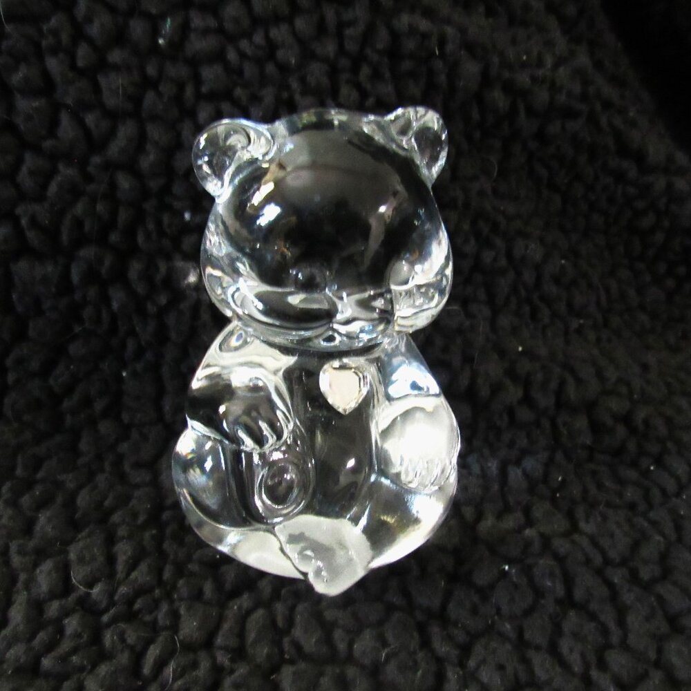 Swavorski Bear with a Heart, Crystal.